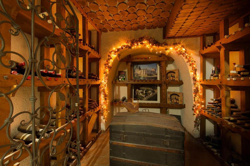 Hotel Kaiserpfalz พาเดอร์บอร์น ภายนอก รูปภาพ