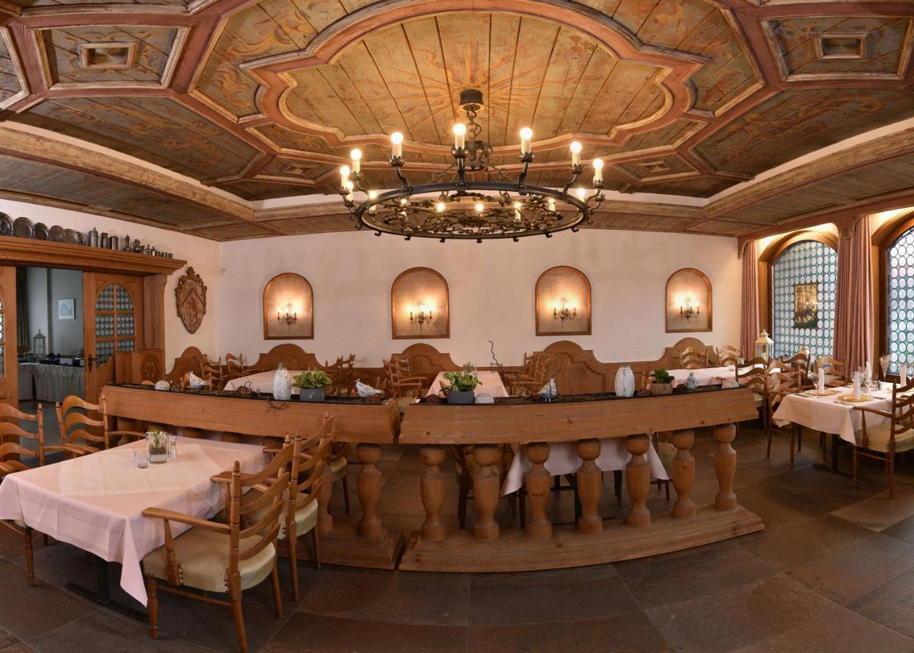 Hotel Kaiserpfalz พาเดอร์บอร์น ภายนอก รูปภาพ