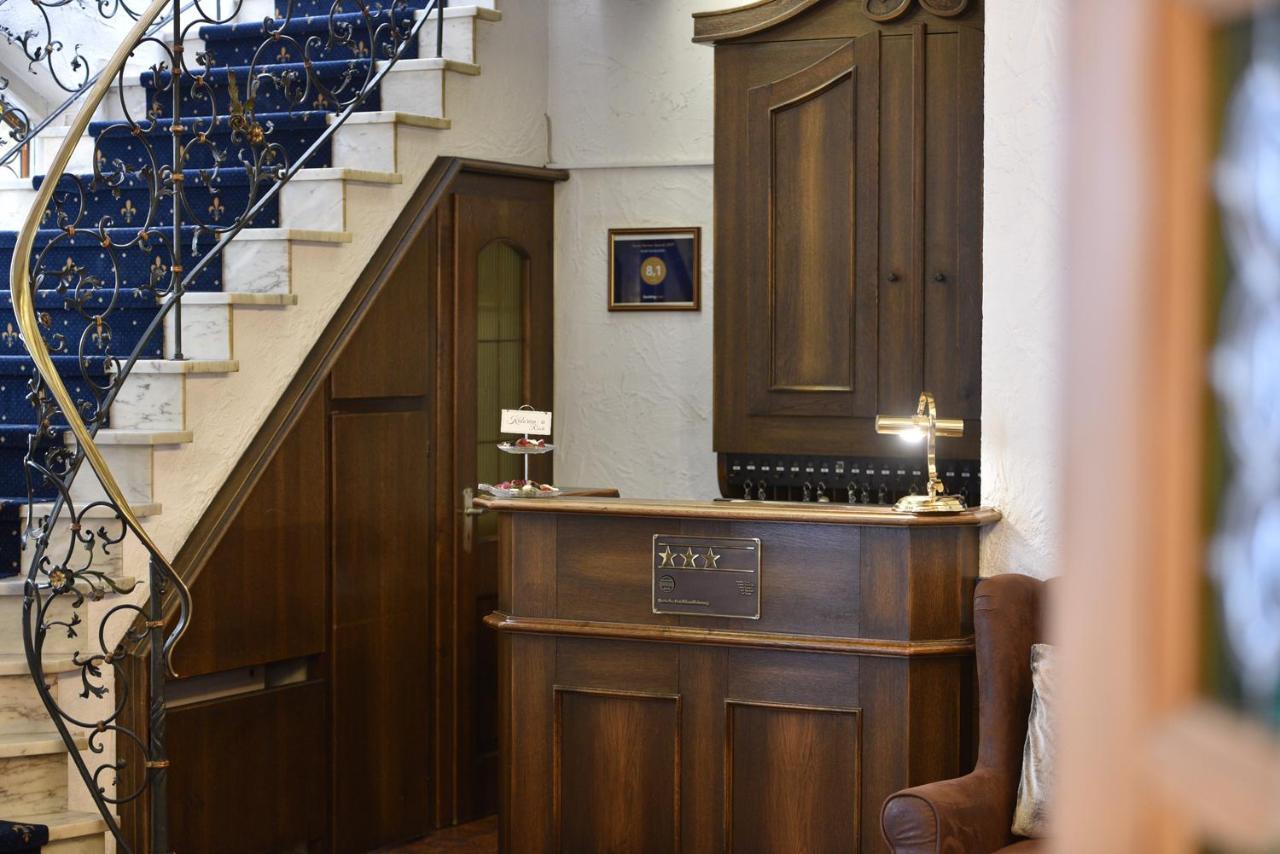 Hotel Kaiserpfalz พาเดอร์บอร์น ภายนอก รูปภาพ